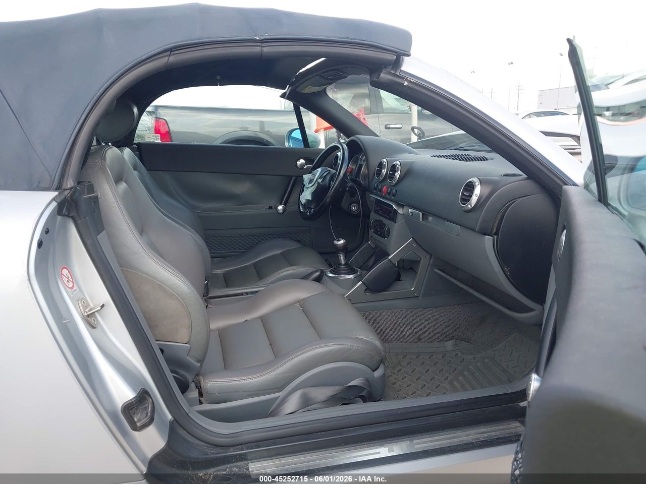 2001 AUDI TT · 5/11