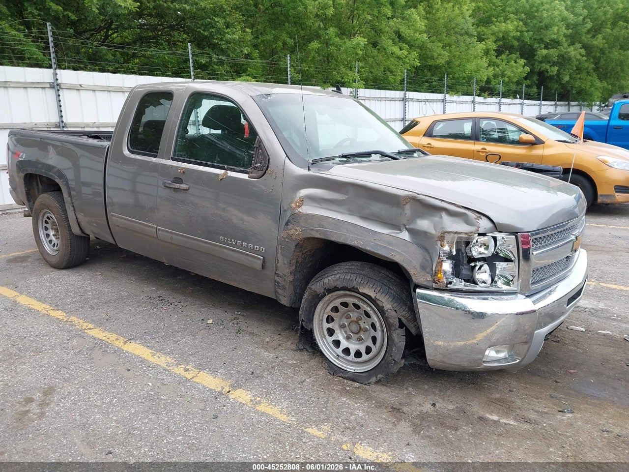1GCRKSE79DZ****** · 2013 CHEVROLET SILVERADO 1500 LT