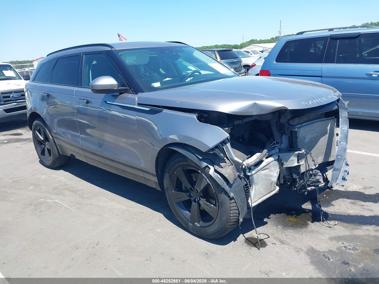 SALYB2EX7LA****** · 2020 LAND ROVER RANGE ROVER VELAR P250 S