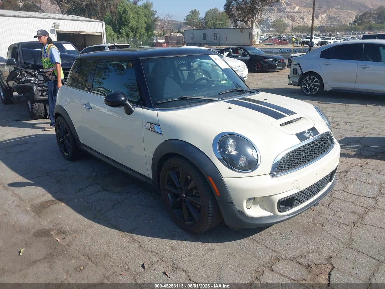 WMWSV3C59BT****** · 2011 MINI COOPER S
