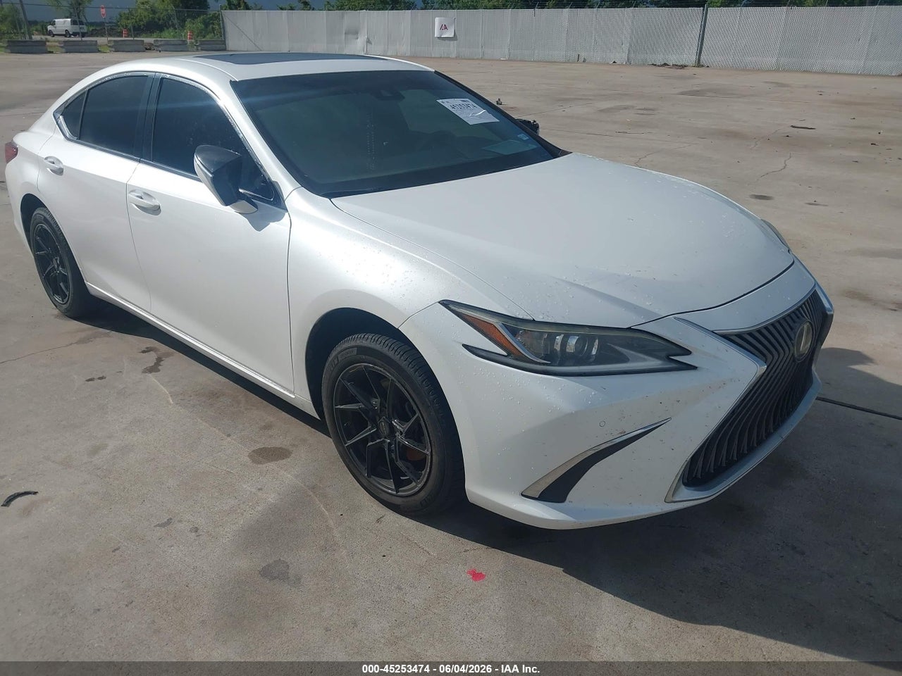 58ABZ1B1XKU****** · 2019 LEXUS ES 350