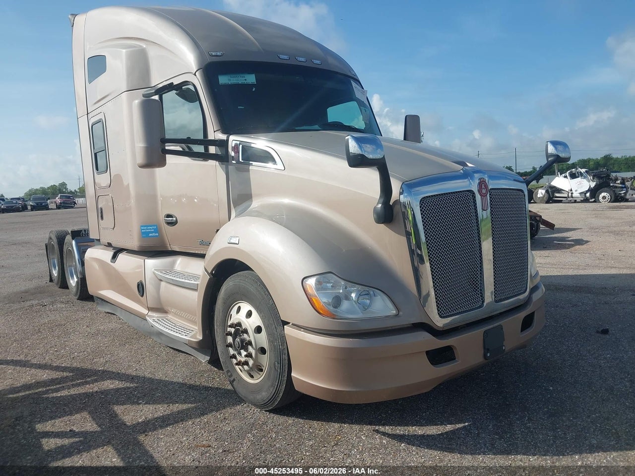 1XKYD49X4MJ****** · 2021 KENWORTH T680
