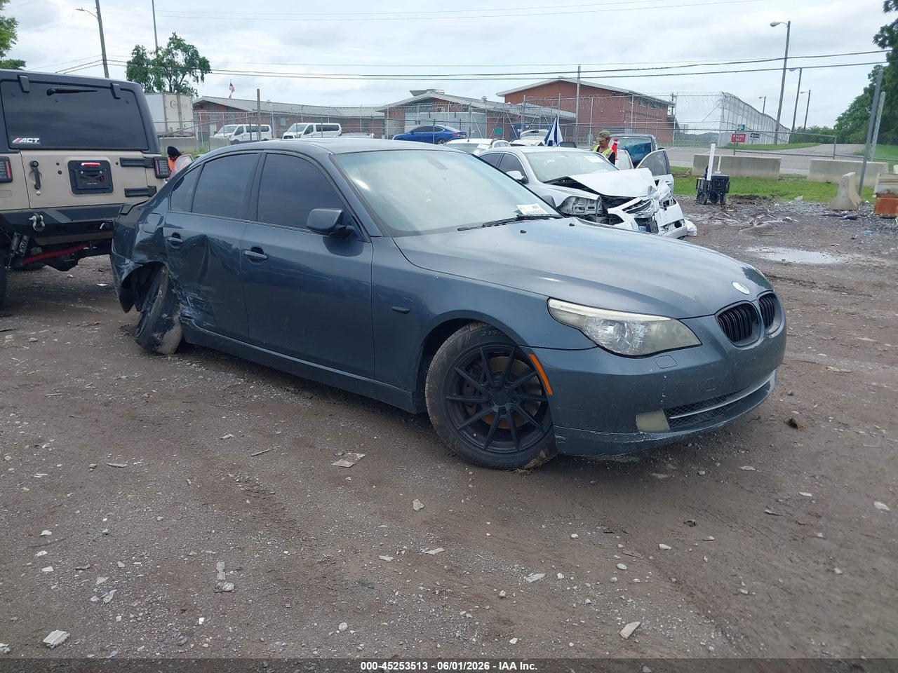 WBANV13568C****** · 2008 BMW 528XI