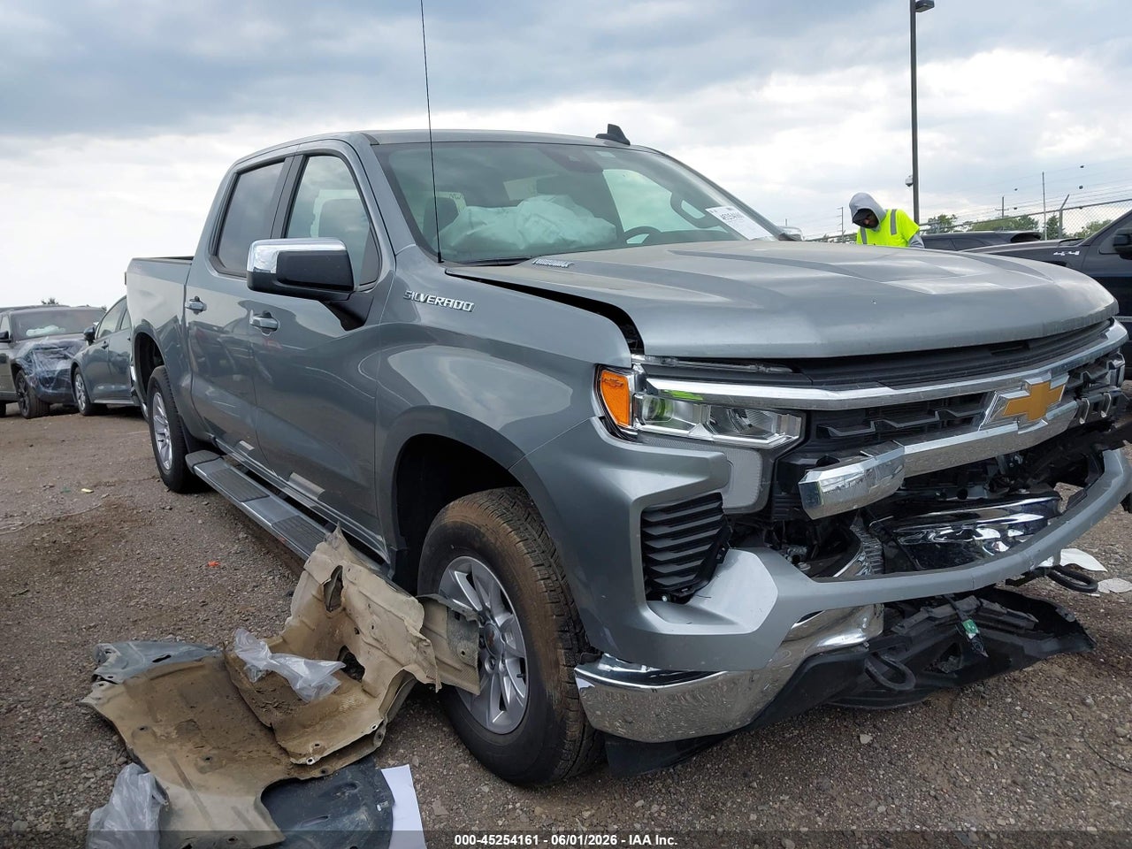 1GCPKDEK3TZ****** · 2026 CHEVROLET SILVERADO 1500 4WD  STANDARD BED LT