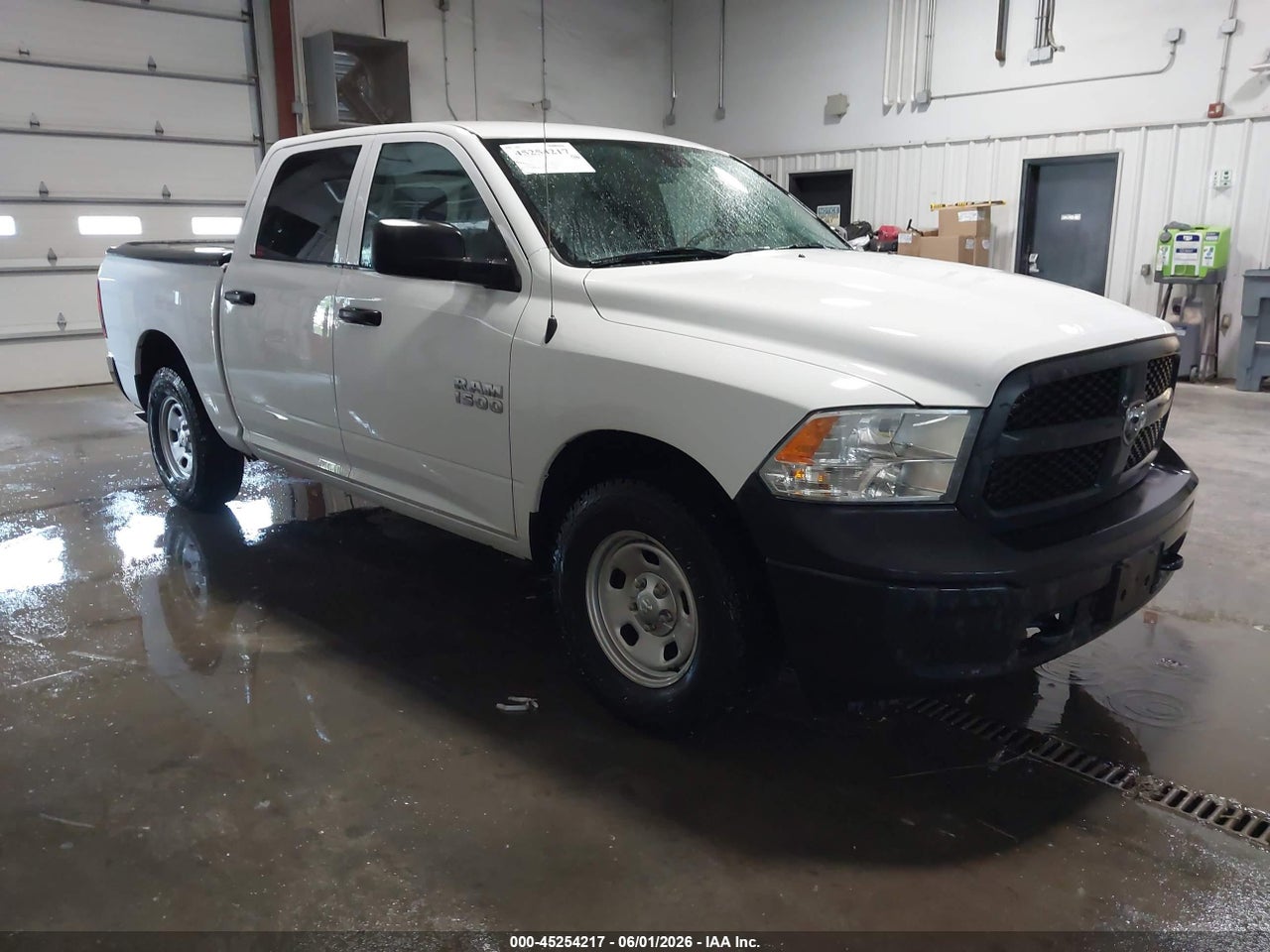 1C6RR7KG4JS****** · 2018 RAM 1500 TRADESMAN  4X4 5'7 BOX