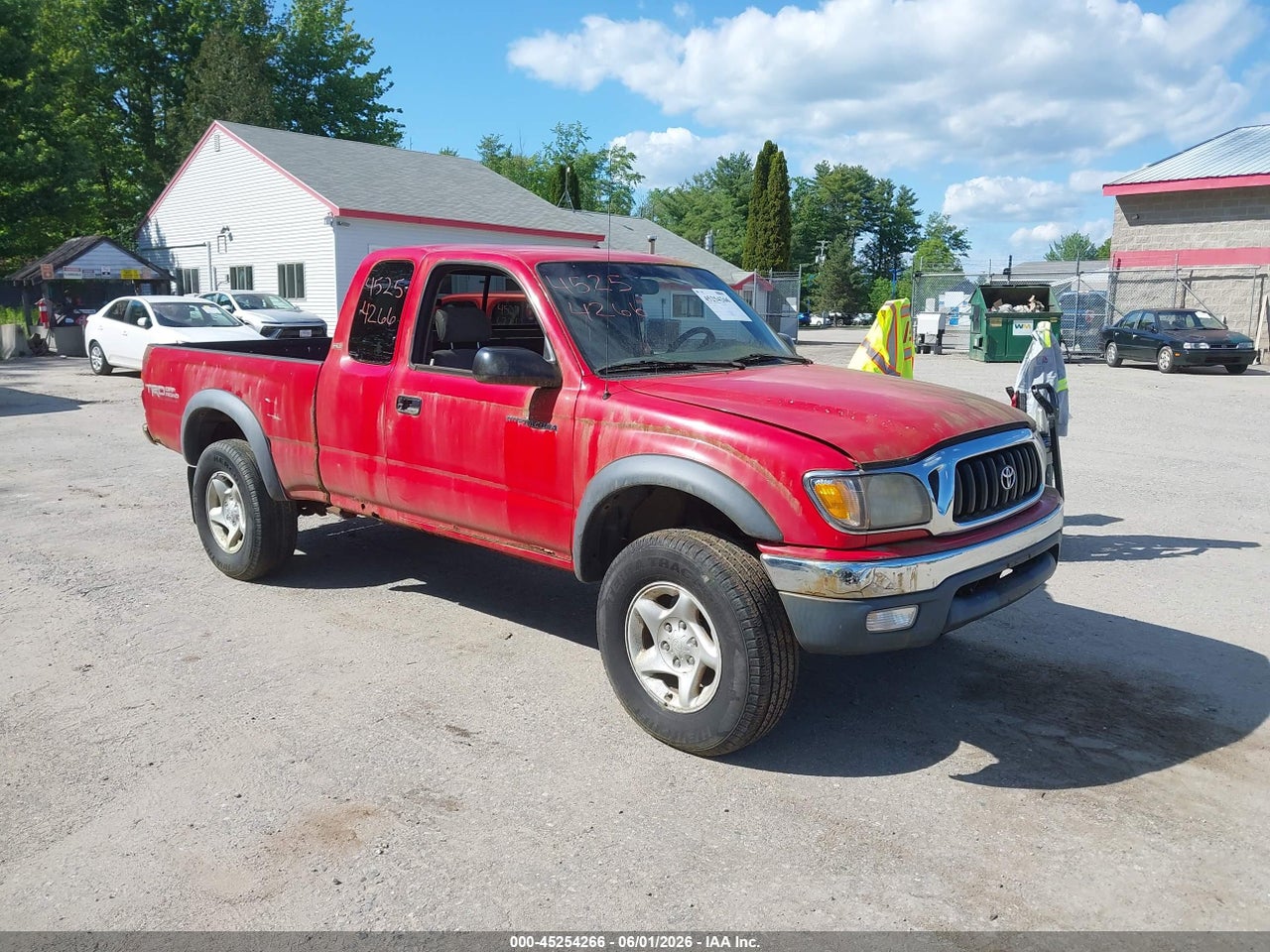 5TEWN72N81Z****** · 2001 TOYOTA TACOMA BASE V6