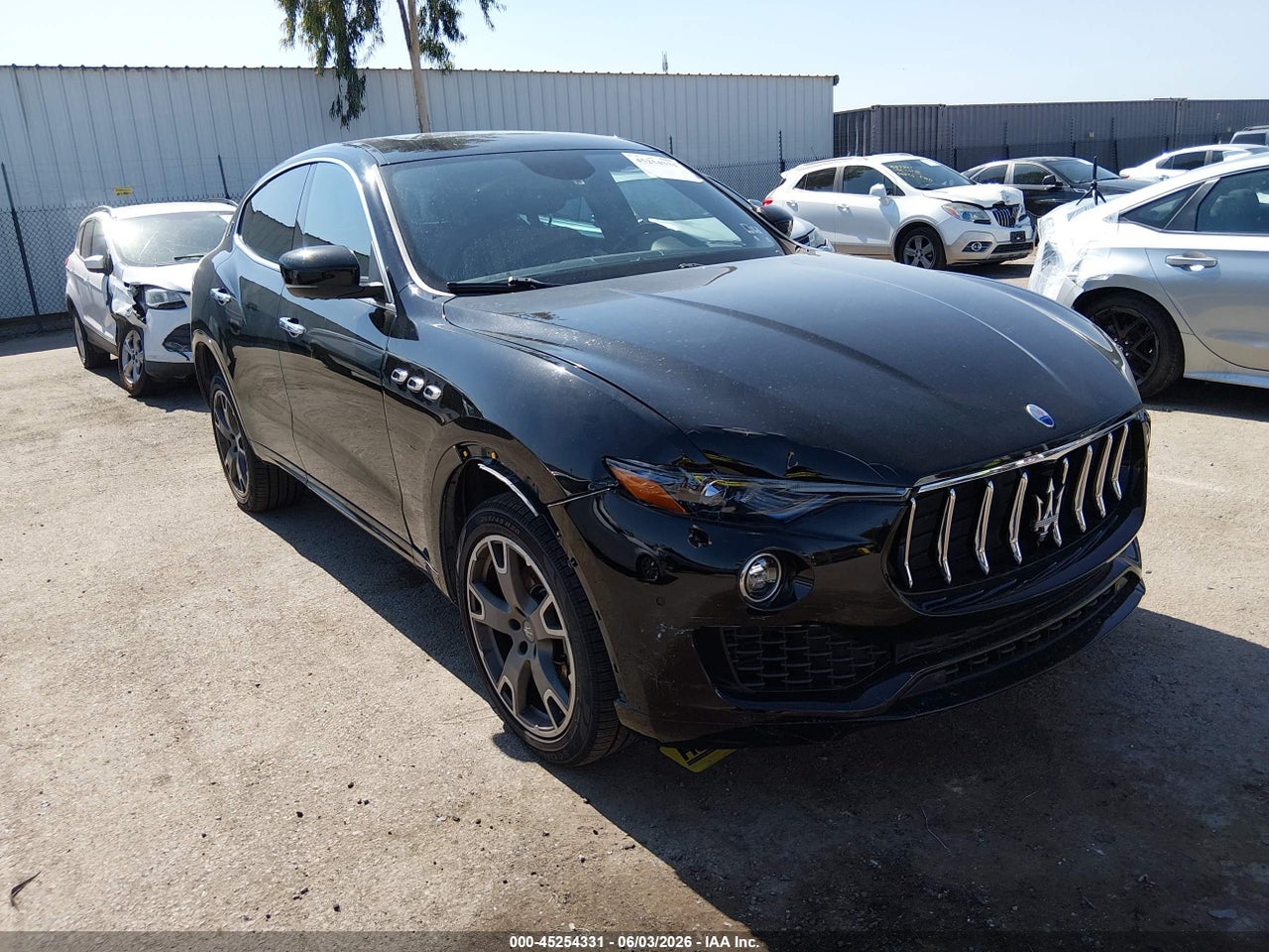 ZN661XUA6KX****** · 2019 MASERATI LEVANTE