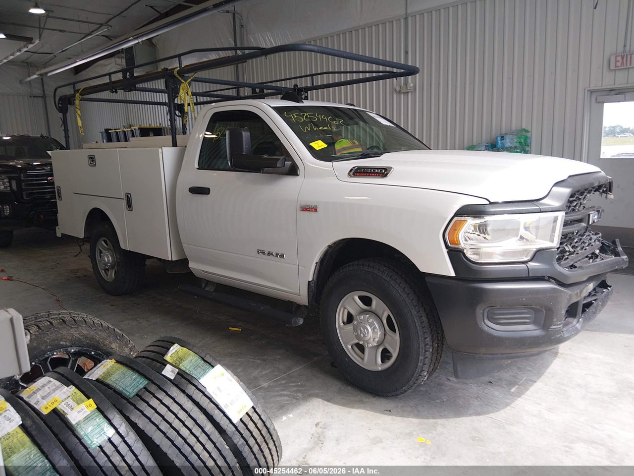 3C7WR4AJ5NG****** · 2022 RAM 2500 TRADESMAN  4X2 8' BOX