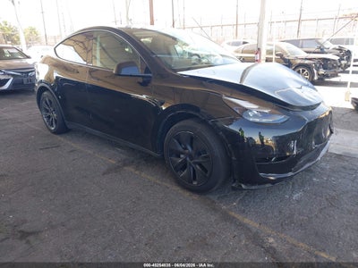7SAYGAEE0SF****** · 2025 TESLA MODEL Y LONG RANGE DUAL MOTOR ALL-WHEEL DRIVE