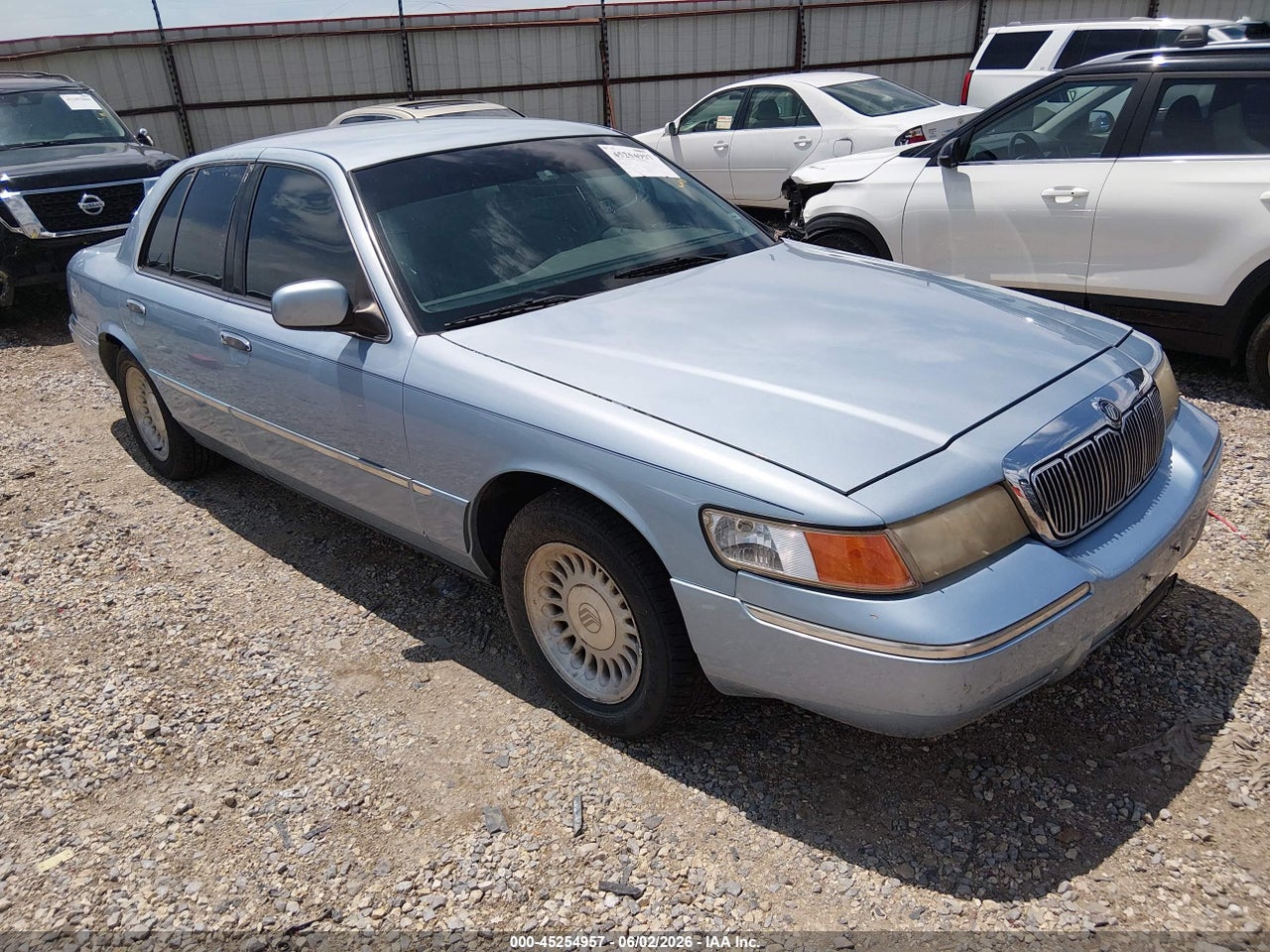 2MEFM75W0XX****** · 1999 MERCURY GRAND MARQUIS LS