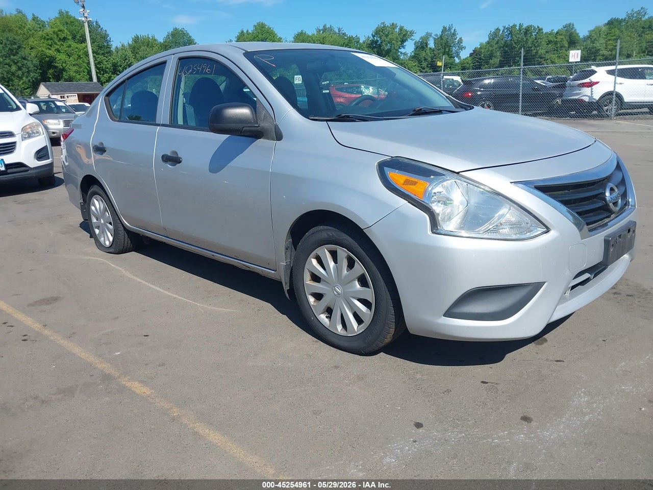 3N1CN7AP4FL****** · 2015 NISSAN VERSA 1.6 S+