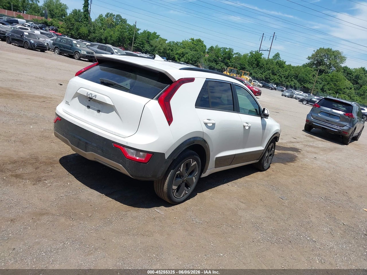 2024 KIA NIRO EV WIND · 4/11