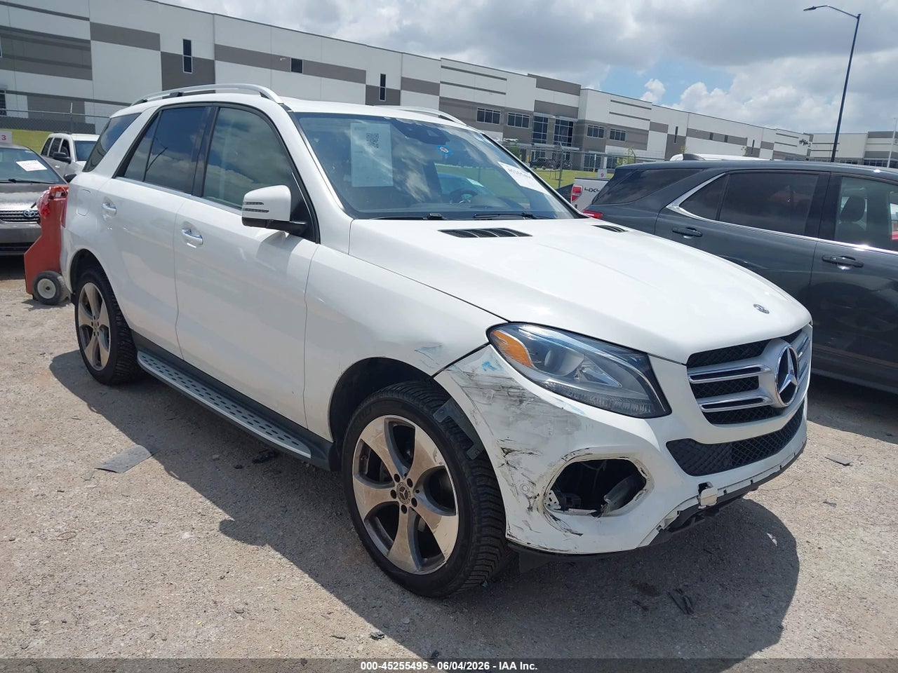 4JGDA5HB3JB****** · 2018 MERCEDES-BENZ GLE 350 4MATIC
