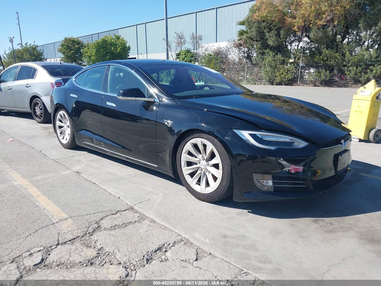 5YJSA1E14HF****** · 2017 TESLA MODEL S 60/75