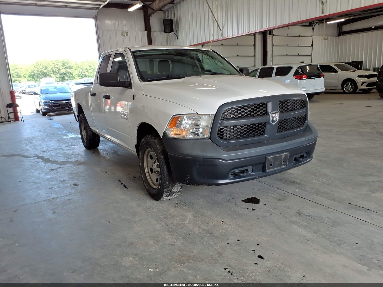 1C6RR7FGXHS****** · 2017 RAM 1500 TRADESMAN  4X4 6'4 BOX