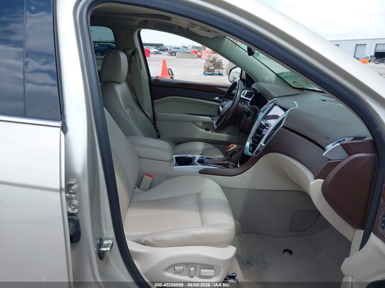 3GYFNBE3XGS****** · 2016 CADILLAC SRX LUXURY COLLECTION · 5/11