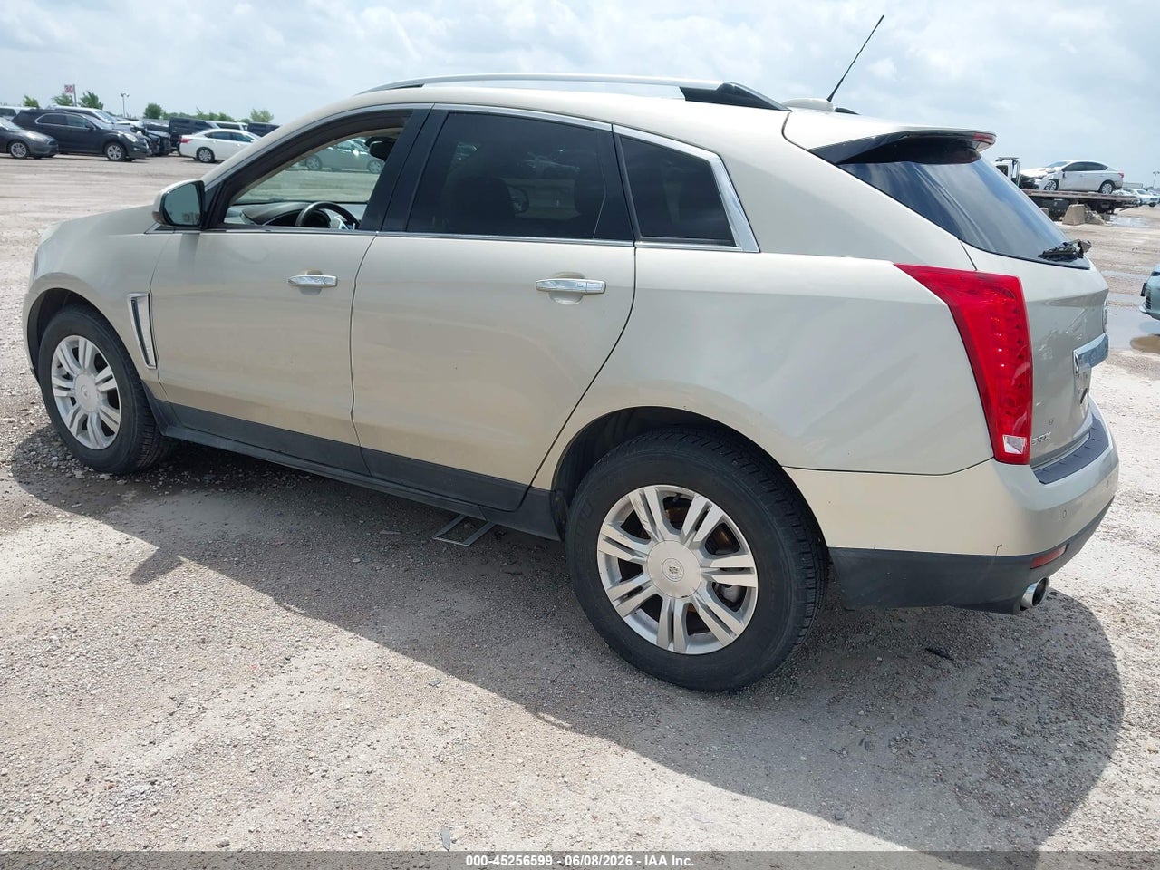 3GYFNBE3XGS****** · 2016 CADILLAC SRX LUXURY COLLECTION · 3/11