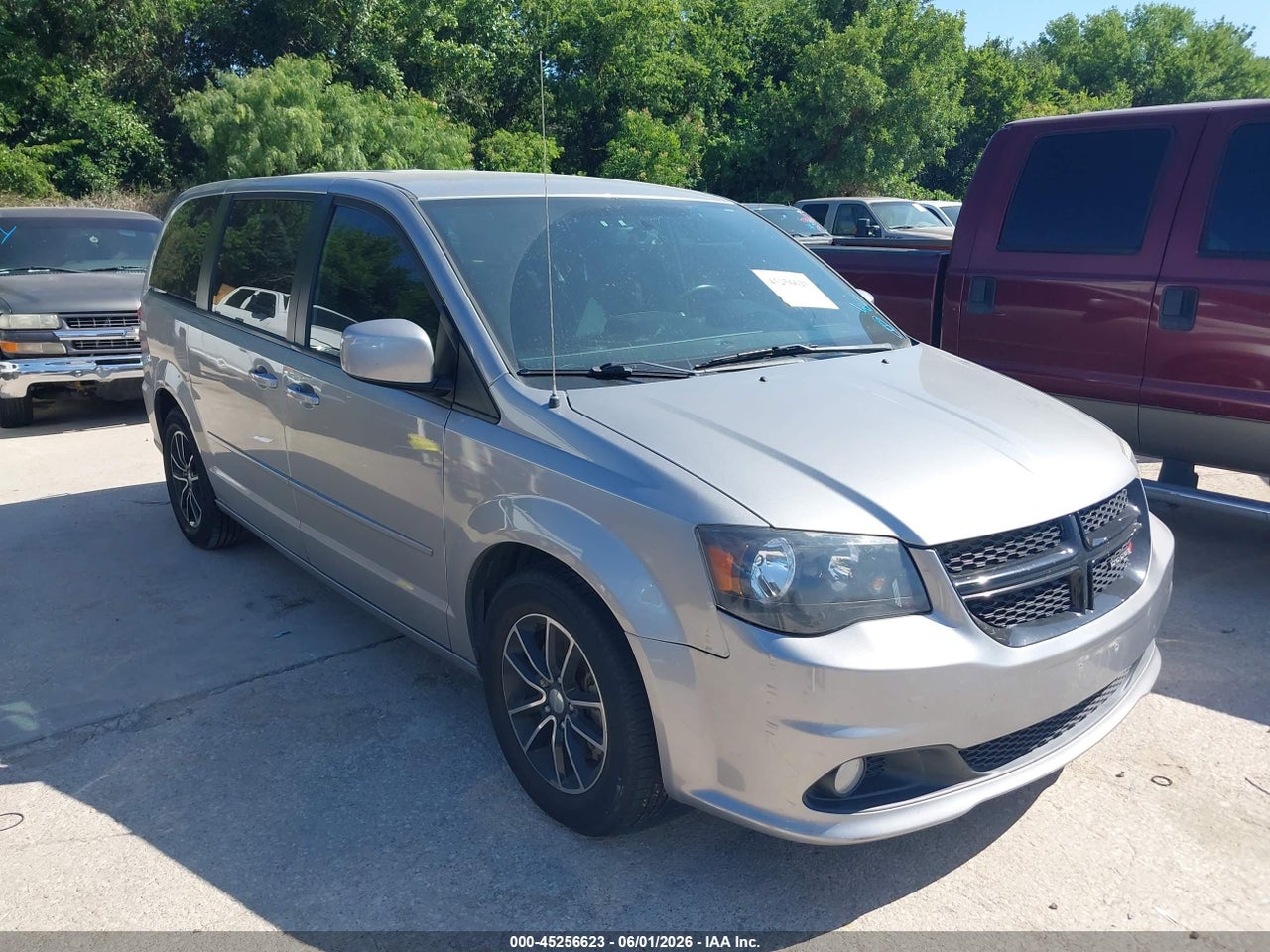2C4RDGCG9GR****** · 2016 DODGE GRAND CARAVAN SXT