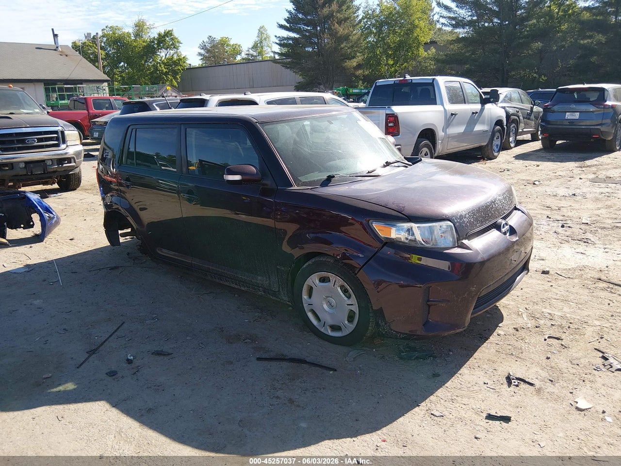 JTLZE4FE6B1****** · 2011 SCION XB