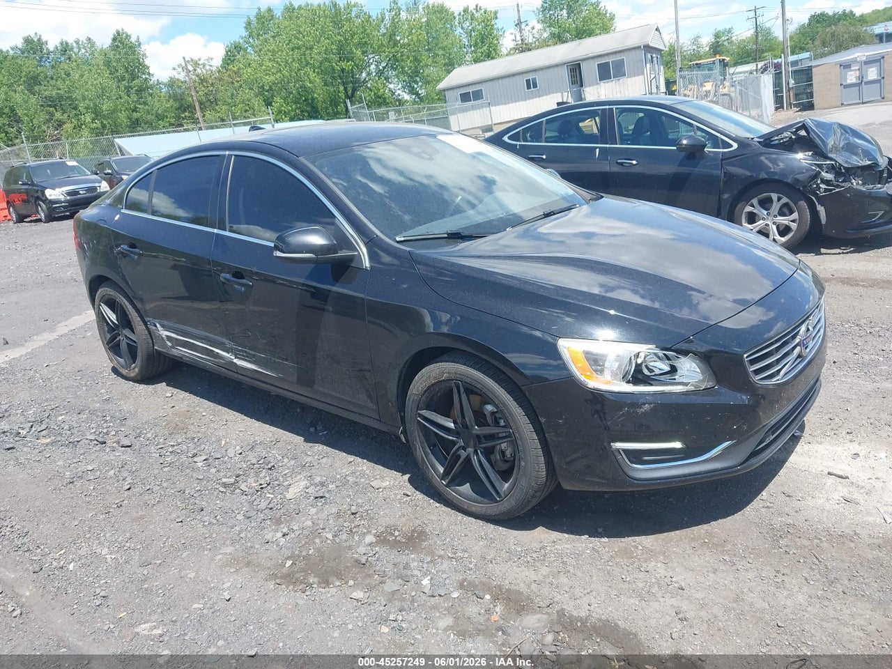 LYV402TK1HB****** · 2017 VOLVO S60 INSCRIPTION T5
