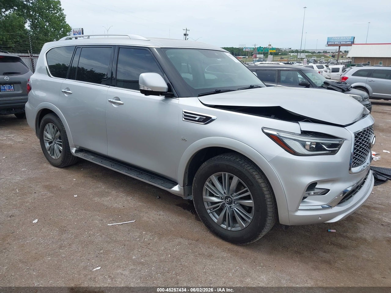 JN8AZ2NE2K9****** · 2019 INFINITI QX80 LUXE