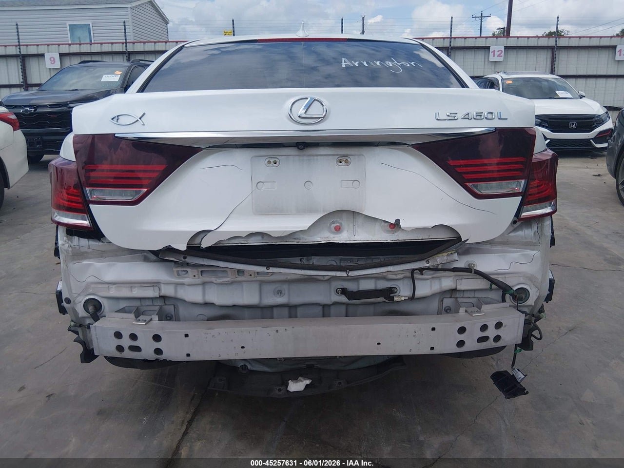 2017 LEXUS LS 460 L · 6/11