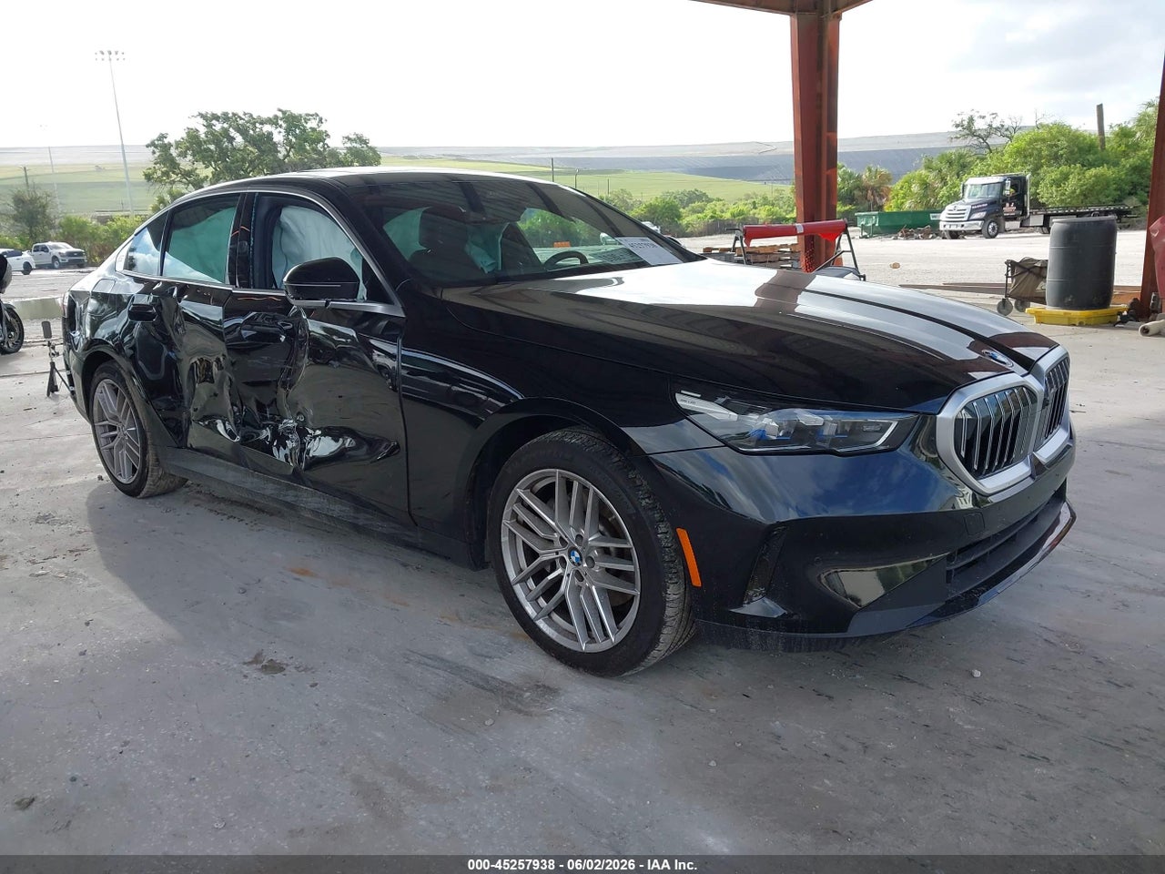 WBA43FJ05SC****** · 2025 BMW 530I
