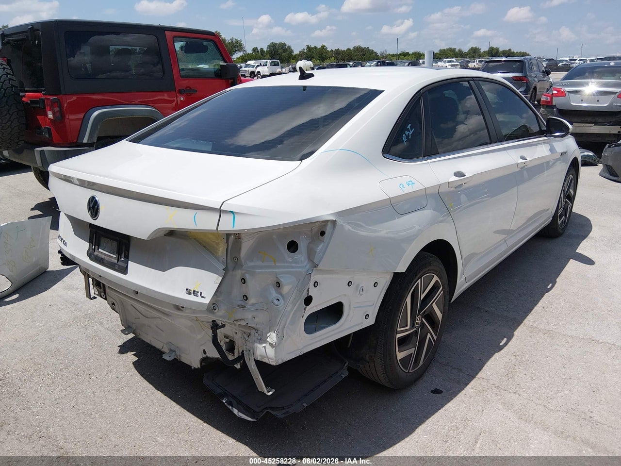 2022 VOLKSWAGEN JETTA 1.5T SEL · 4/11