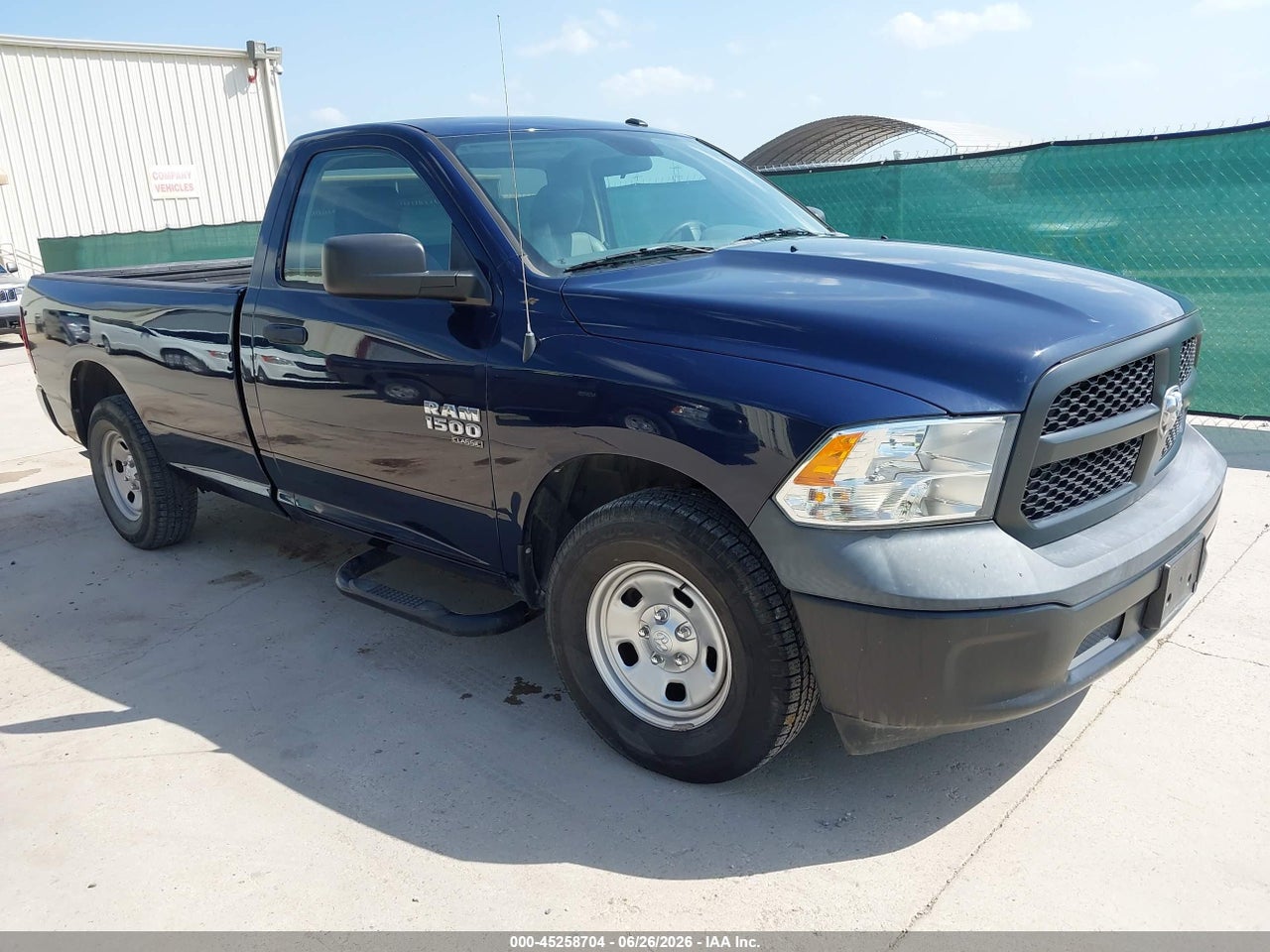 3C6JR6DG7KG****** · 2019 RAM 1500 CLASSIC TRADESMAN  4X2 8' BOX