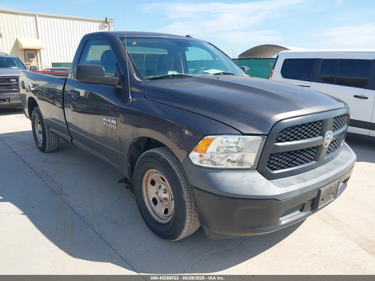 3C6JR6DGXJG****** · 2018 RAM 1500 TRADESMAN  4X2 8' BOX