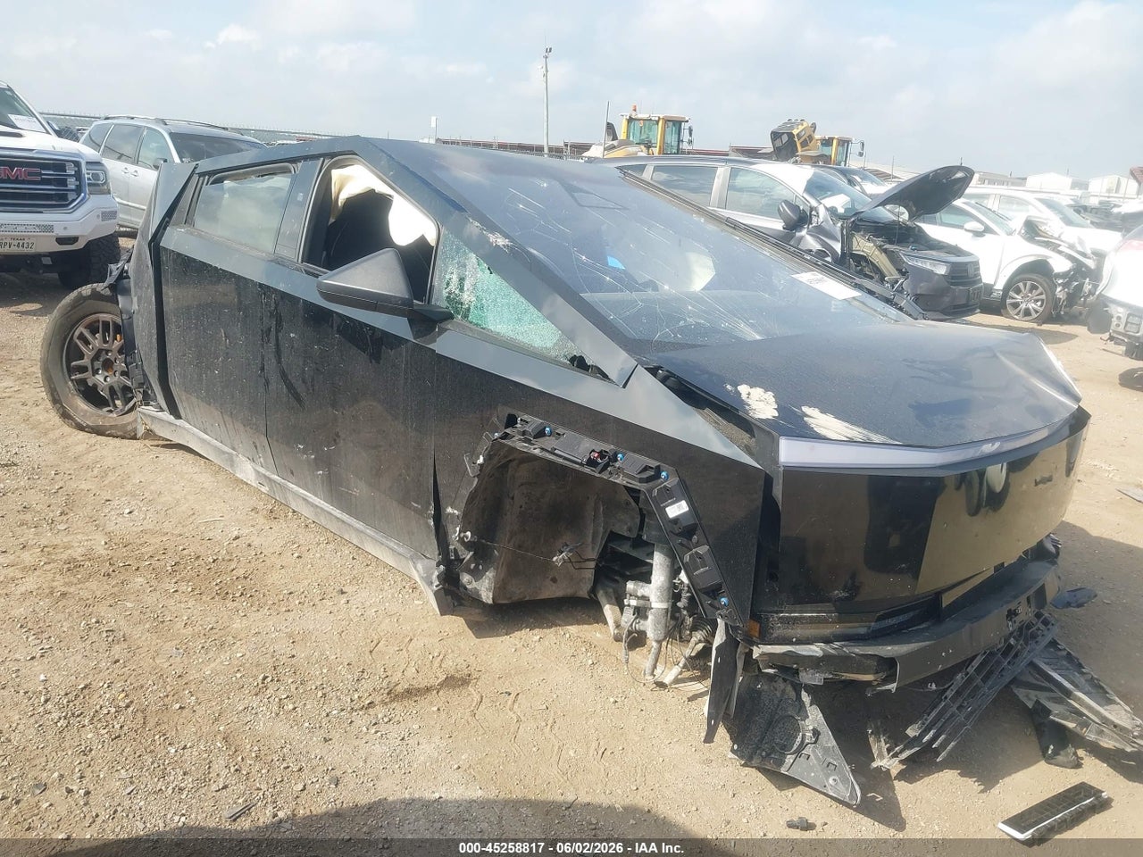 7G2CEHED4SA****** · 2025 TESLA CYBERTRUCK ALL-WHEEL DRIVE