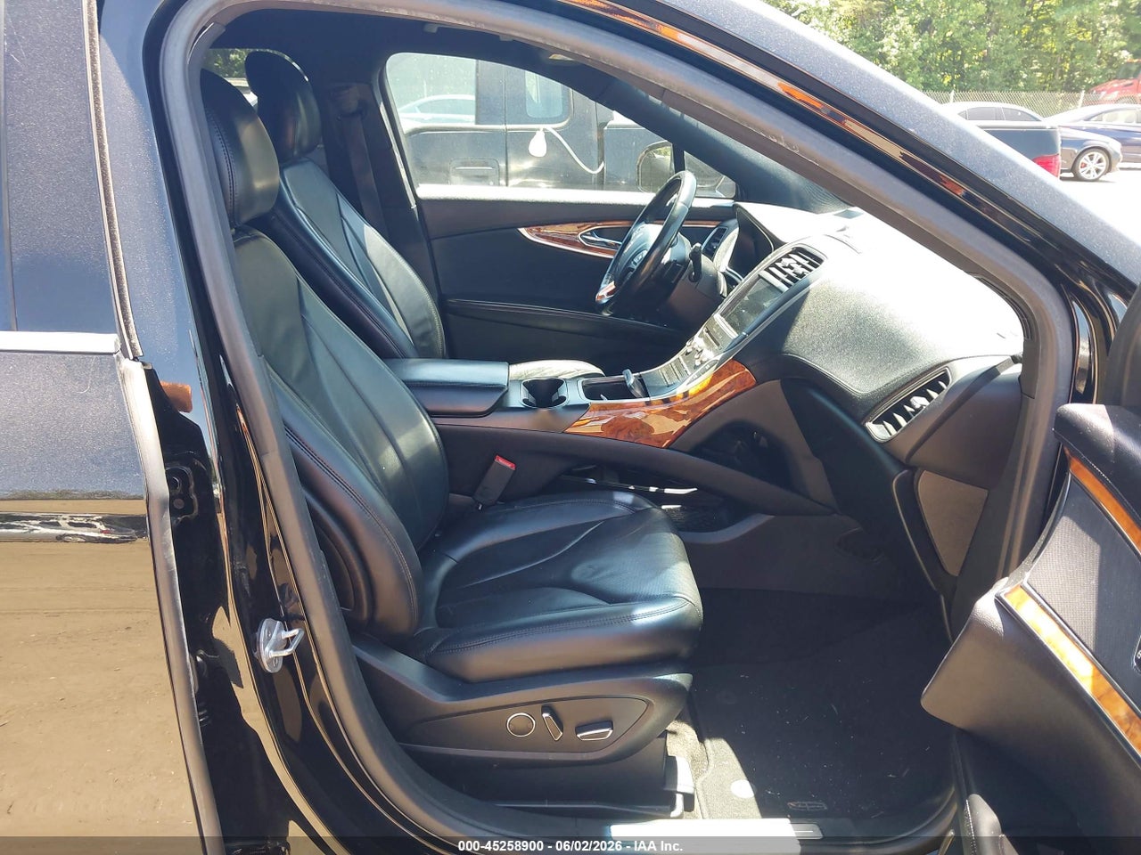 2017 LINCOLN MKX RESERVE · 5/11
