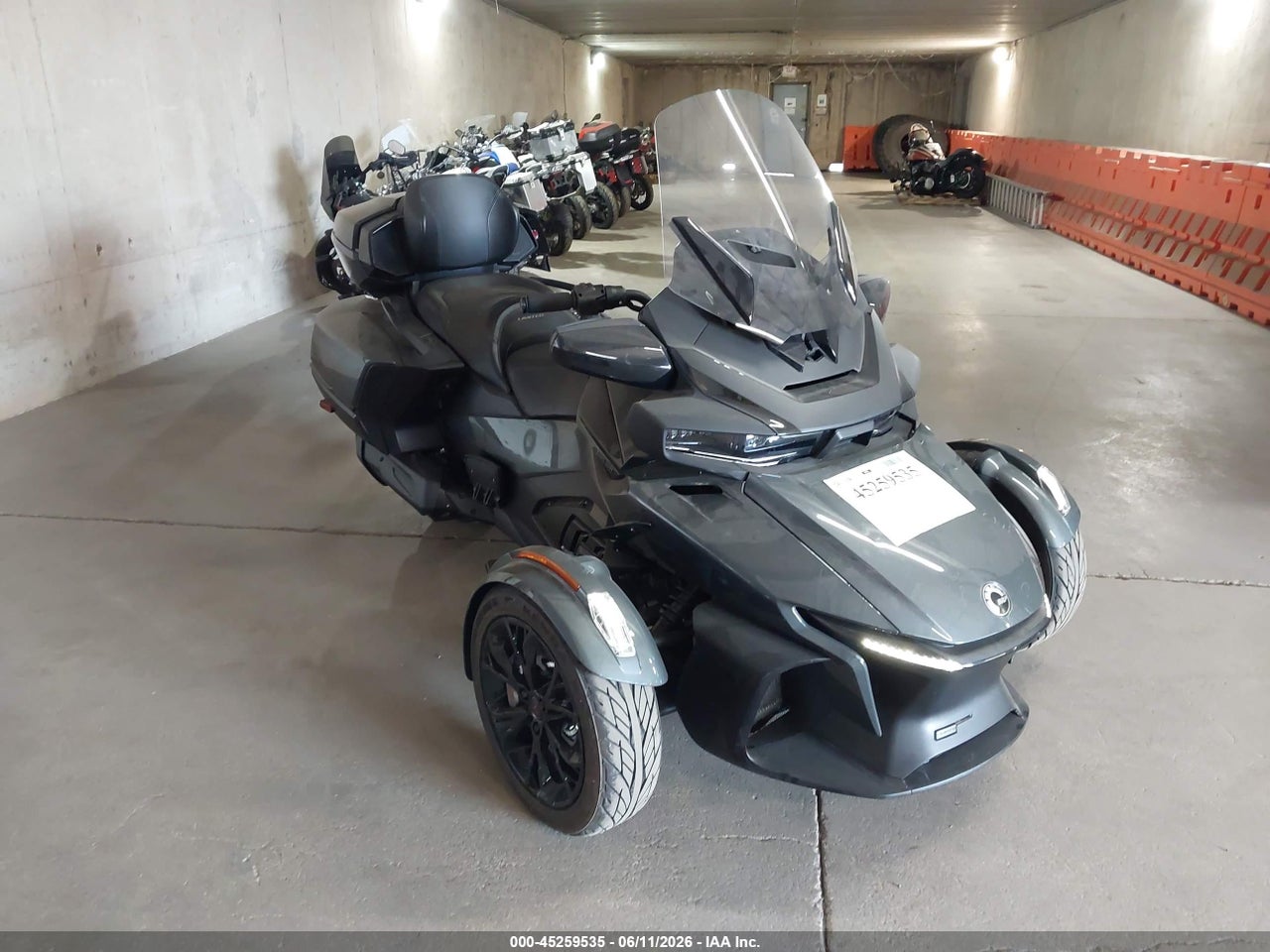 2BXNBDD2XLV****** · 2020 CAN-AM SPYDER ROADSTER RT/RT LIMITED