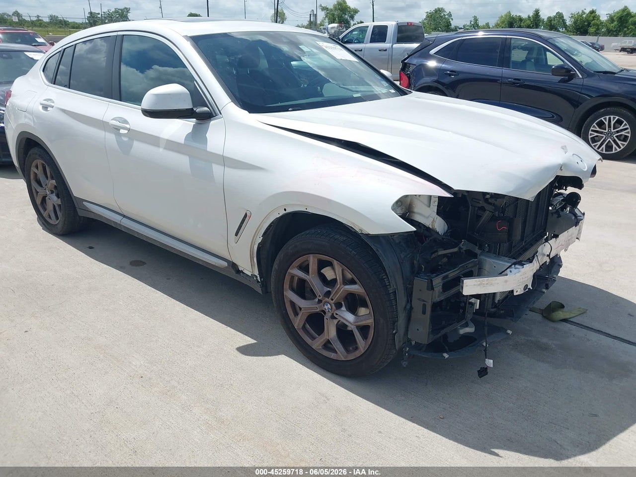 5UX33DT01P9****** · 2023 BMW X4 XDRIVE30I
