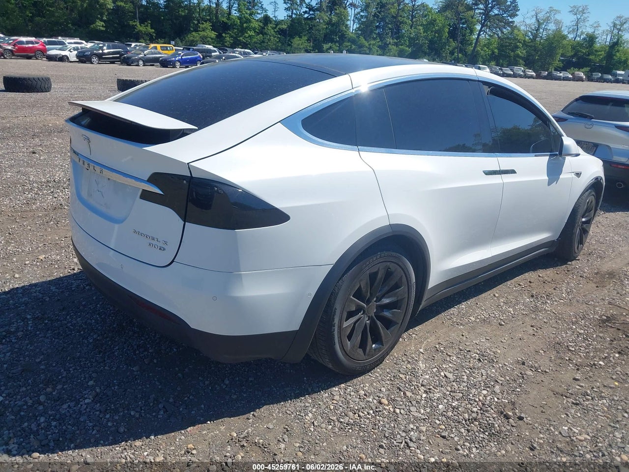 2016 TESLA MODEL X 60D/70D/75D/90D/P100D · 4/10