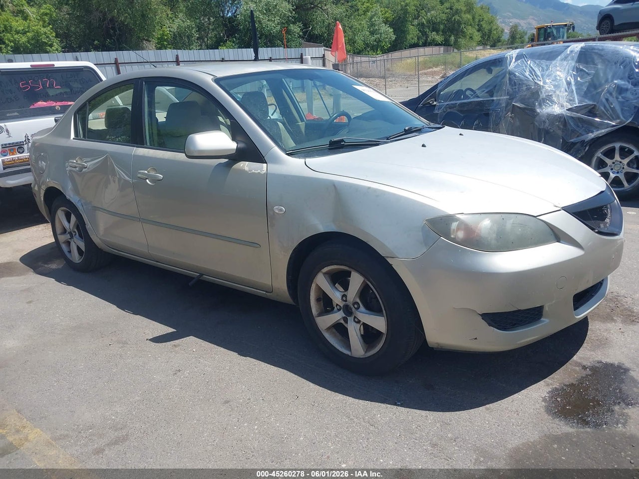 JM1BK12G361****** · 2006 MAZDA MAZDA3 I