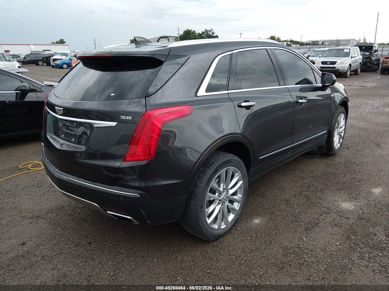 2017 CADILLAC XT5 PLATINUM · 4/11