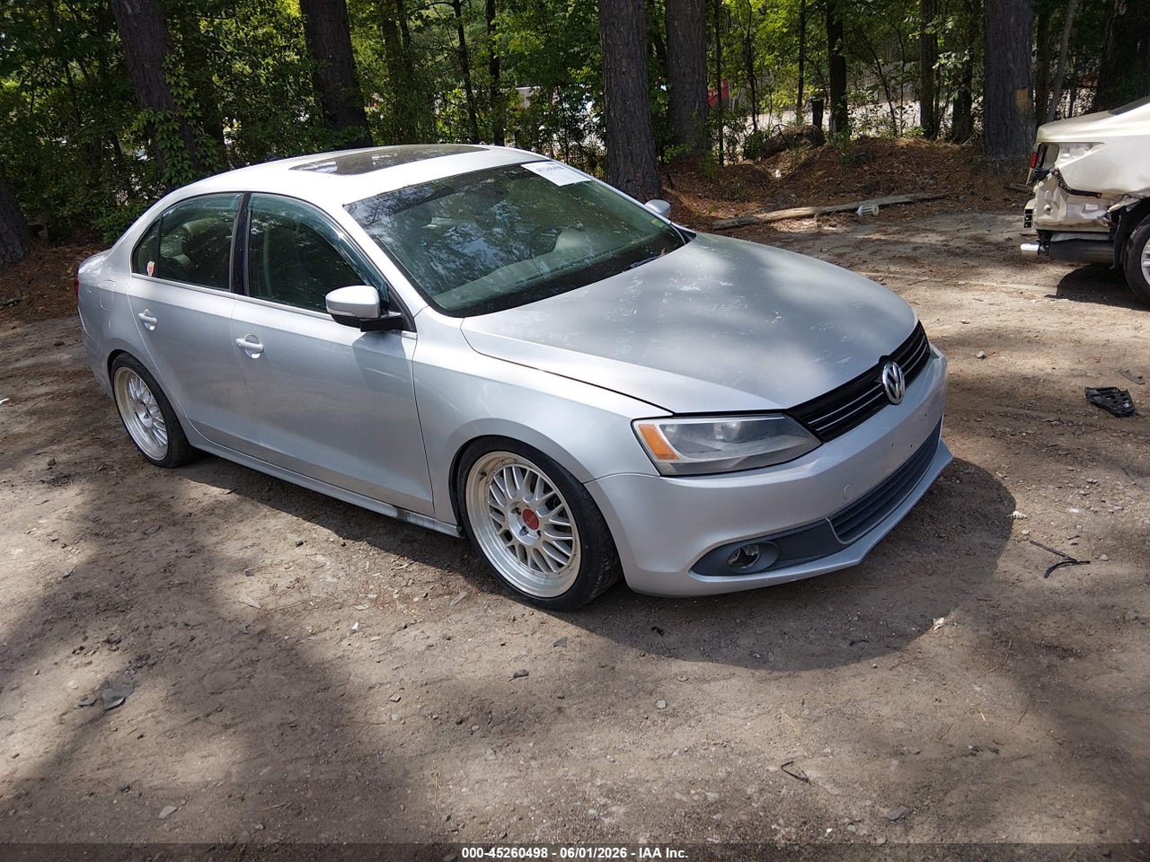 3VWLZ7AJ0BM****** · 2011 VOLKSWAGEN JETTA 2.5L SEL