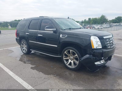 2013 CADILLAC ESCALADE LUXURY
