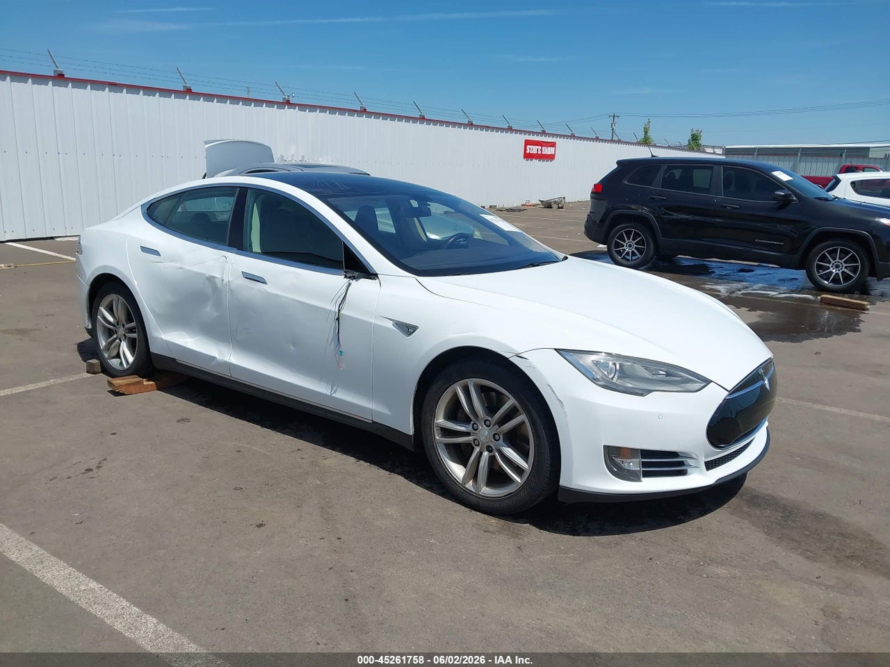 5YJSA1H14EF****** · 2014 TESLA MODEL S P85