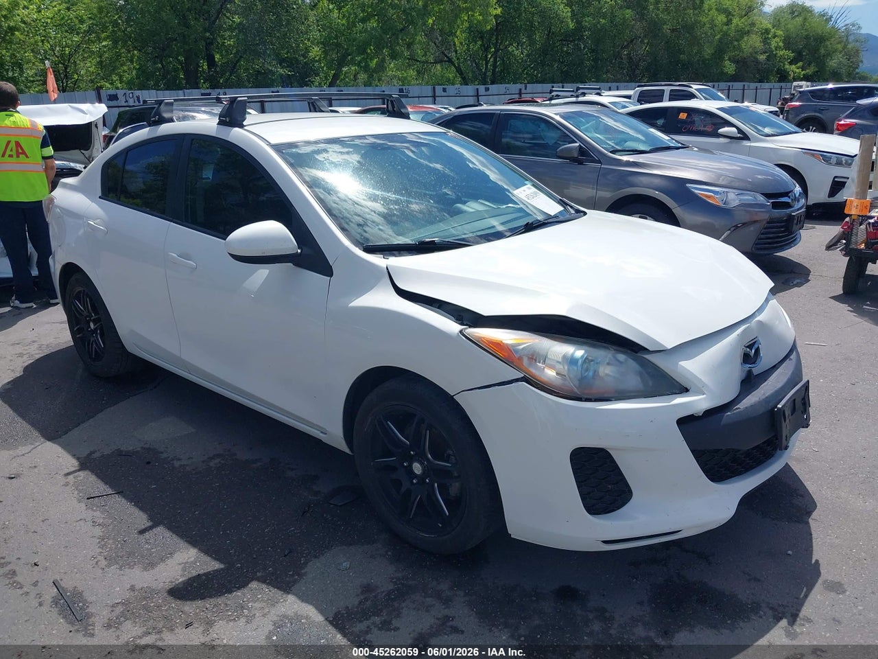 JM1BL1UP9D1****** · 2013 MAZDA MAZDA3 I SPORT
