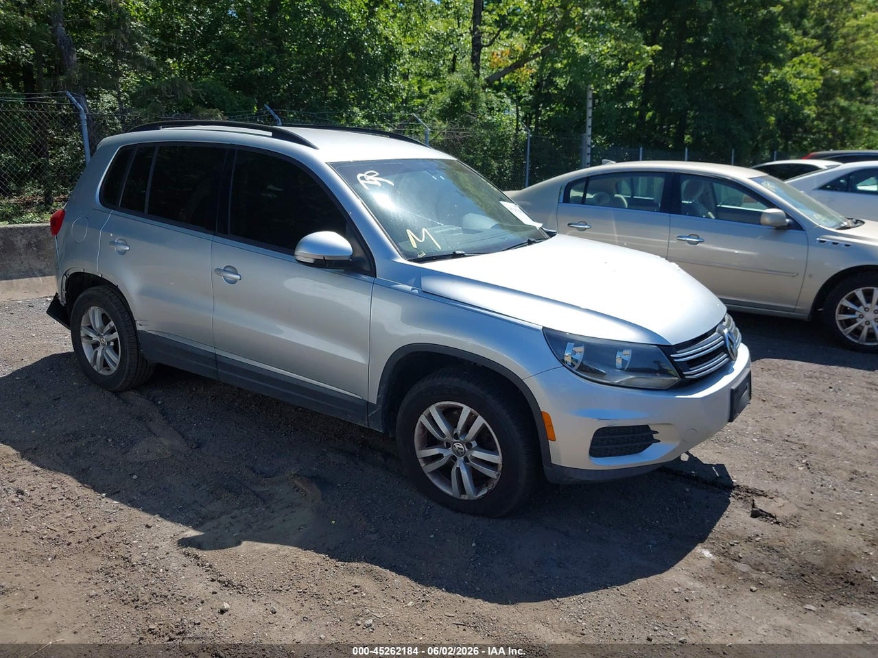 WVGBV7AX0GW****** · 2016 VOLKSWAGEN TIGUAN S