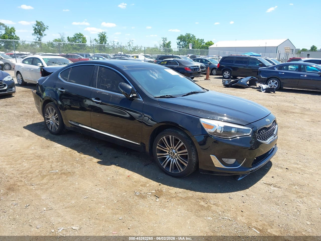 KNALN4D7XF5****** · 2015 KIA CADENZA PREMIUM