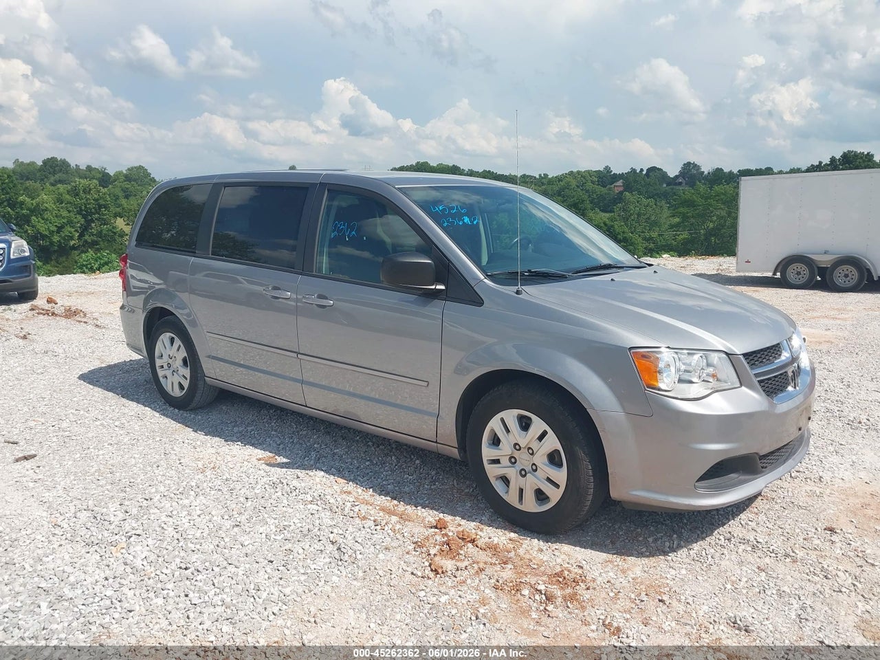 2C4RDGBG5GR****** · 2016 DODGE GRAND CARAVAN SE