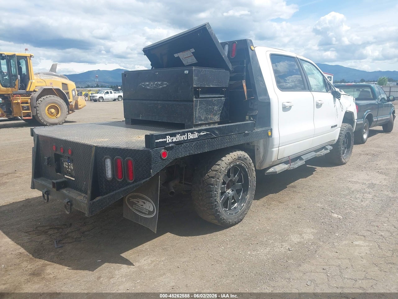 1C6SRFLT5KN****** · 2019 RAM 1500 · 4/11