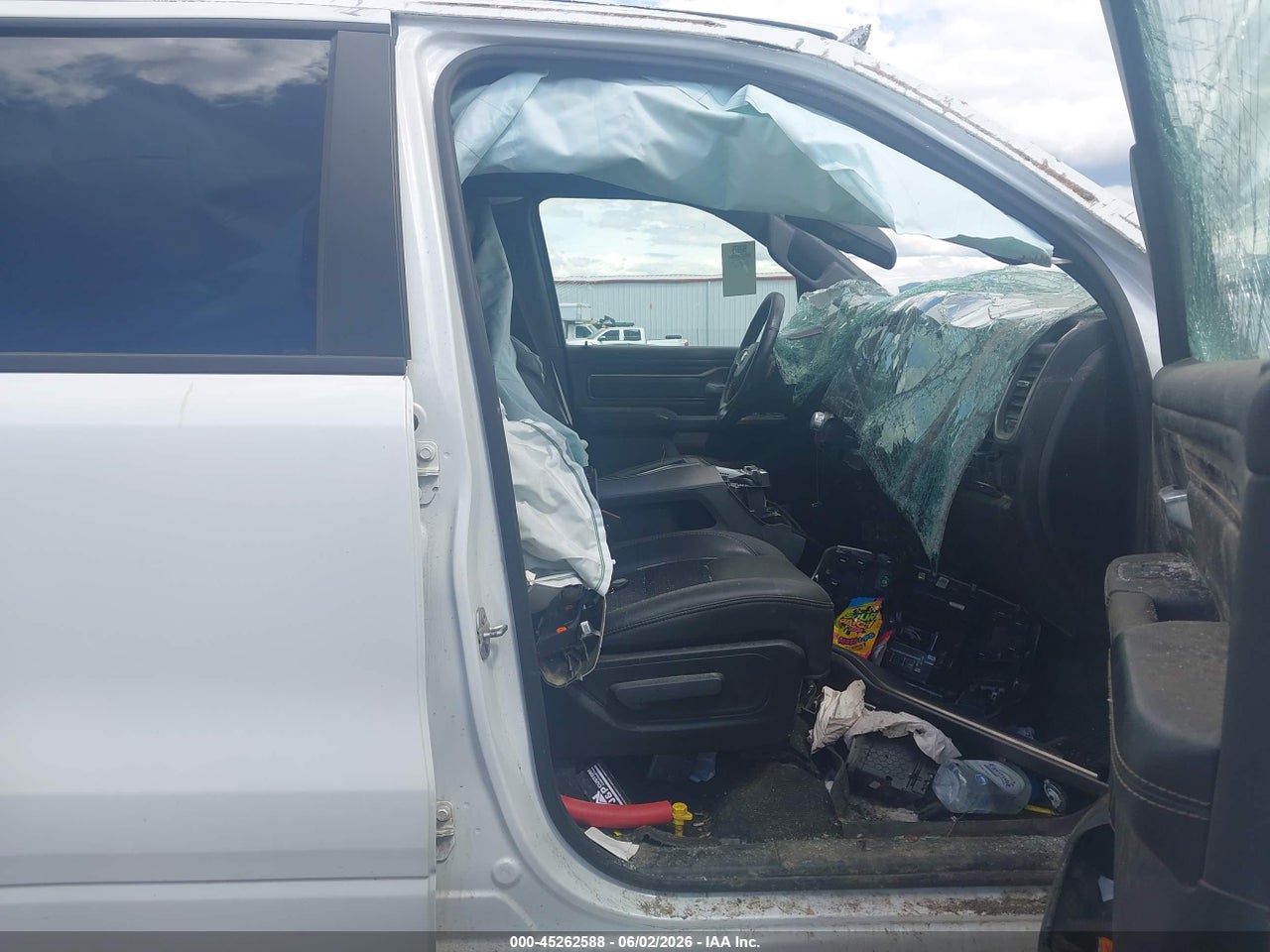 1C6SRFLT5KN****** · 2019 RAM 1500 · 5/11