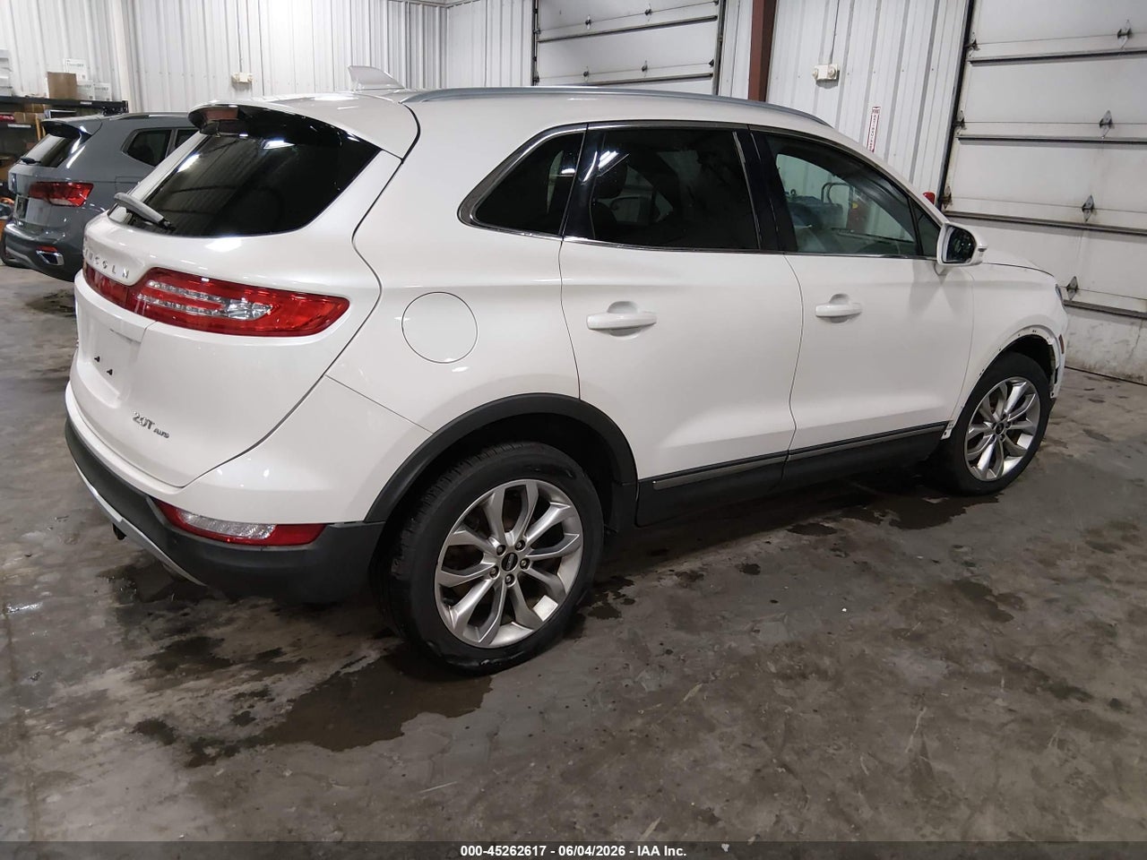 2017 LINCOLN MKC SELECT · 4/11