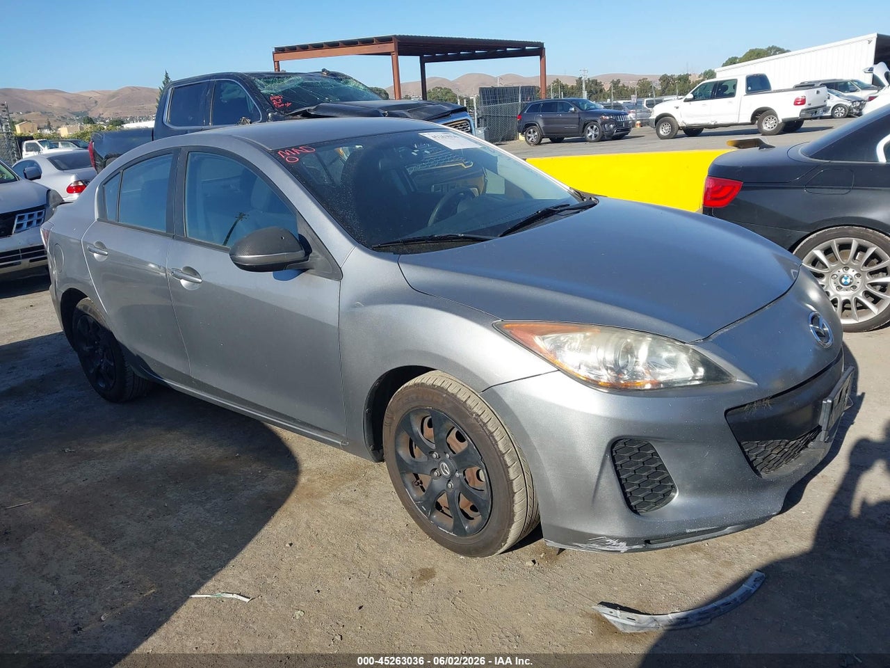 JM1BL1TG2D1****** · 2013 MAZDA MAZDA3 I SV