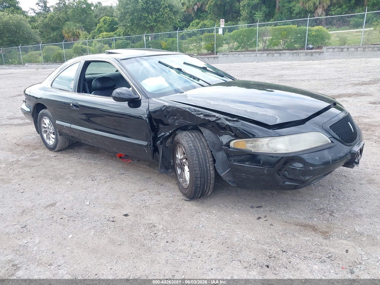 1LNLM92V0VY****** · 1997 LINCOLN MARK VIII LSC