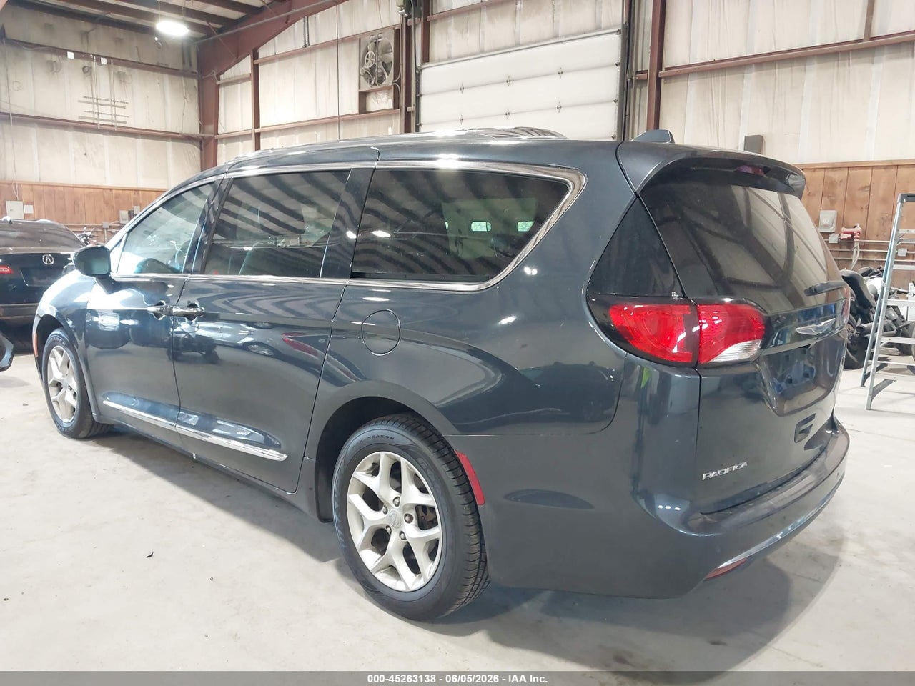 2019 CHRYSLER PACIFICA TOURING L PLUS · 3/11